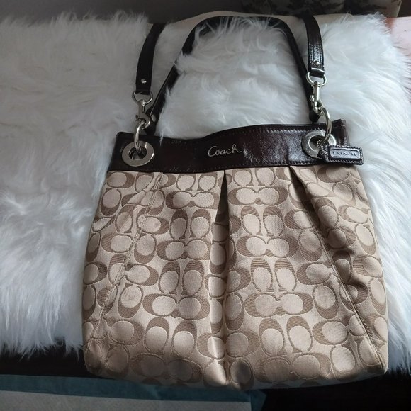 Coach Bag - Picture 1 of 4